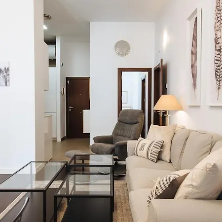 Puerta Real - Free Parking Appartement